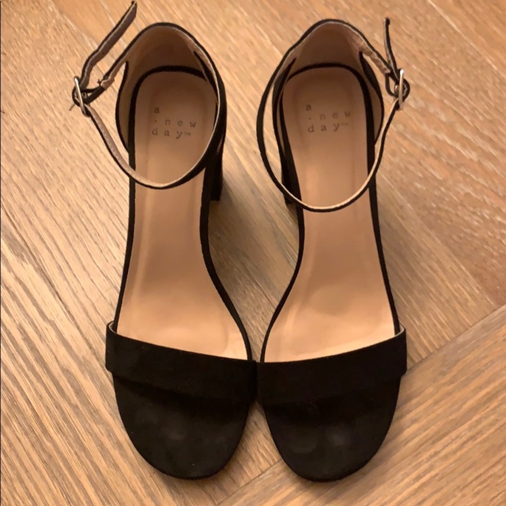 EUC Ankle Strap Heels